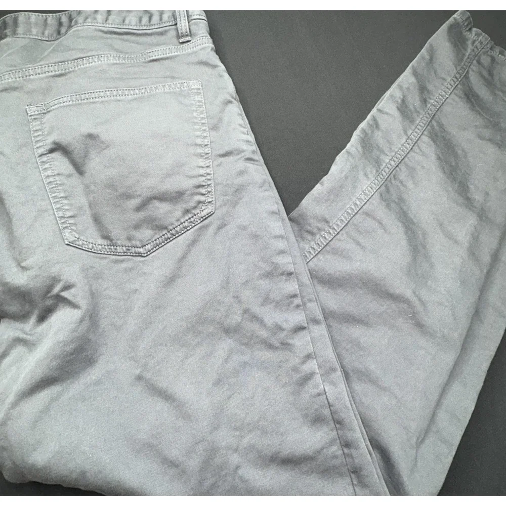 Quince Men Comfort Stretch Traveler 5-Pocket Pants Tan 40x33 Charcoal Gray